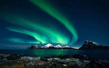 自然產(chǎn)生的等離子體：北極光